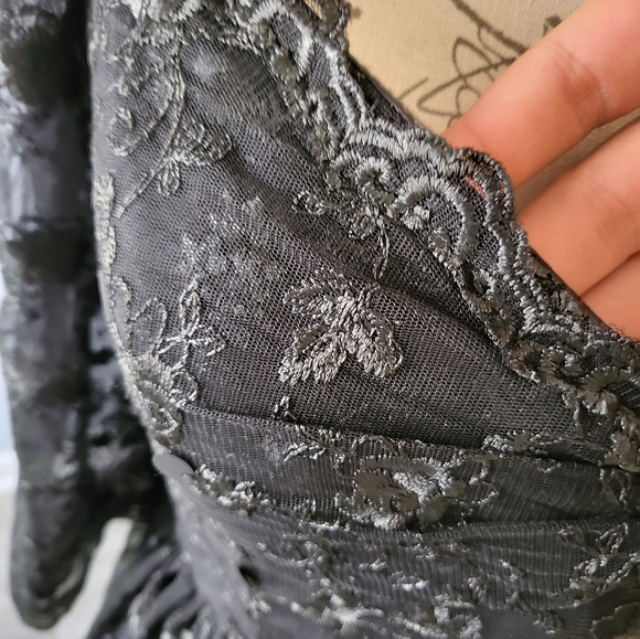 Gothic black lace dress - Picture 7 of 14